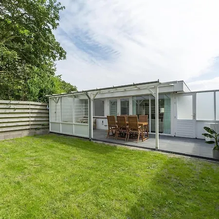 Holiday home Tranquil With Terrace *