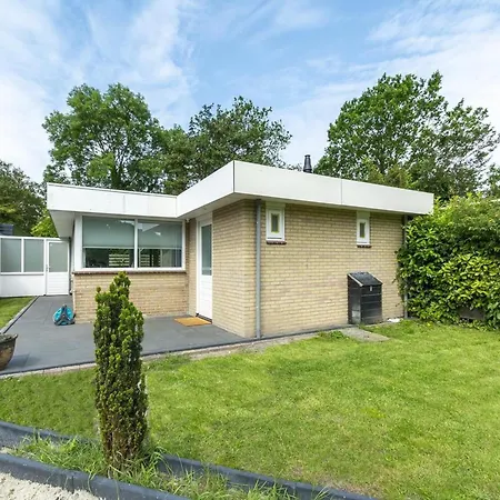 Holiday home Tranquil With Terrace Sint Maartensvlotbrug